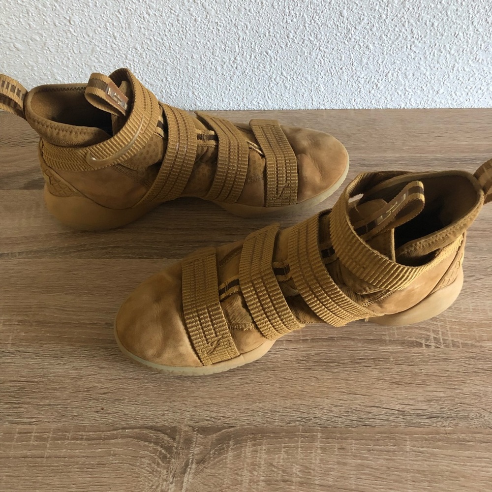 LEBRON SOLDIER 11’S WHEAT GOLD